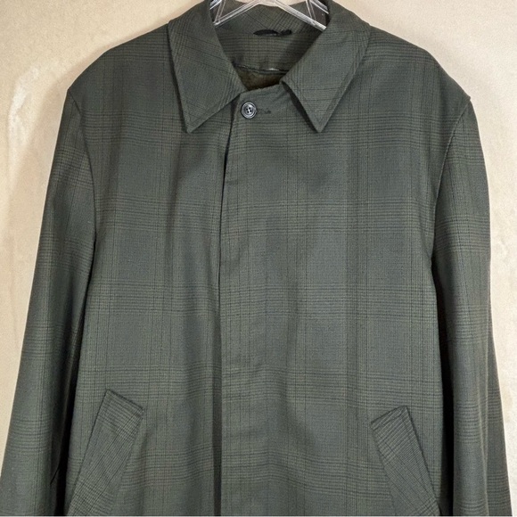 1960s Men’s Vintage Deep Green Plaid All Weather Trench Coat by Campus - Picture 1 of 9